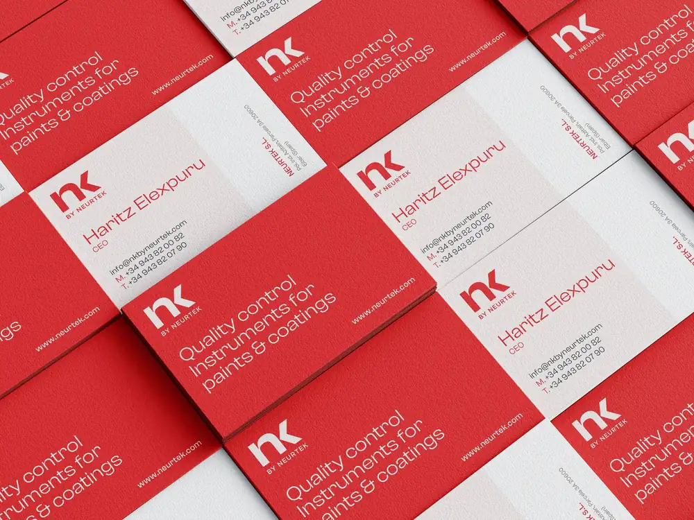 Branding industrial: tarjetas de visita de NK by NEURTEK