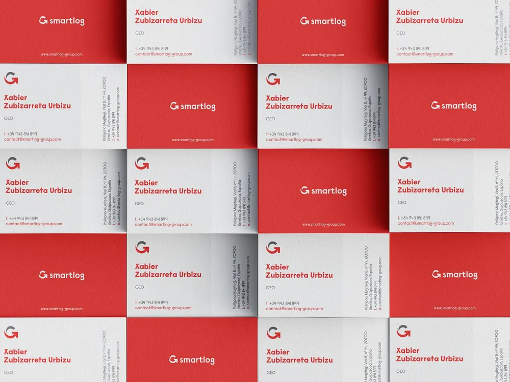 Marketing industrial: tarjetas de visita de SmartLog Group